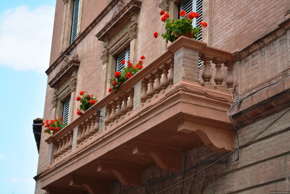 Терраса с балконом