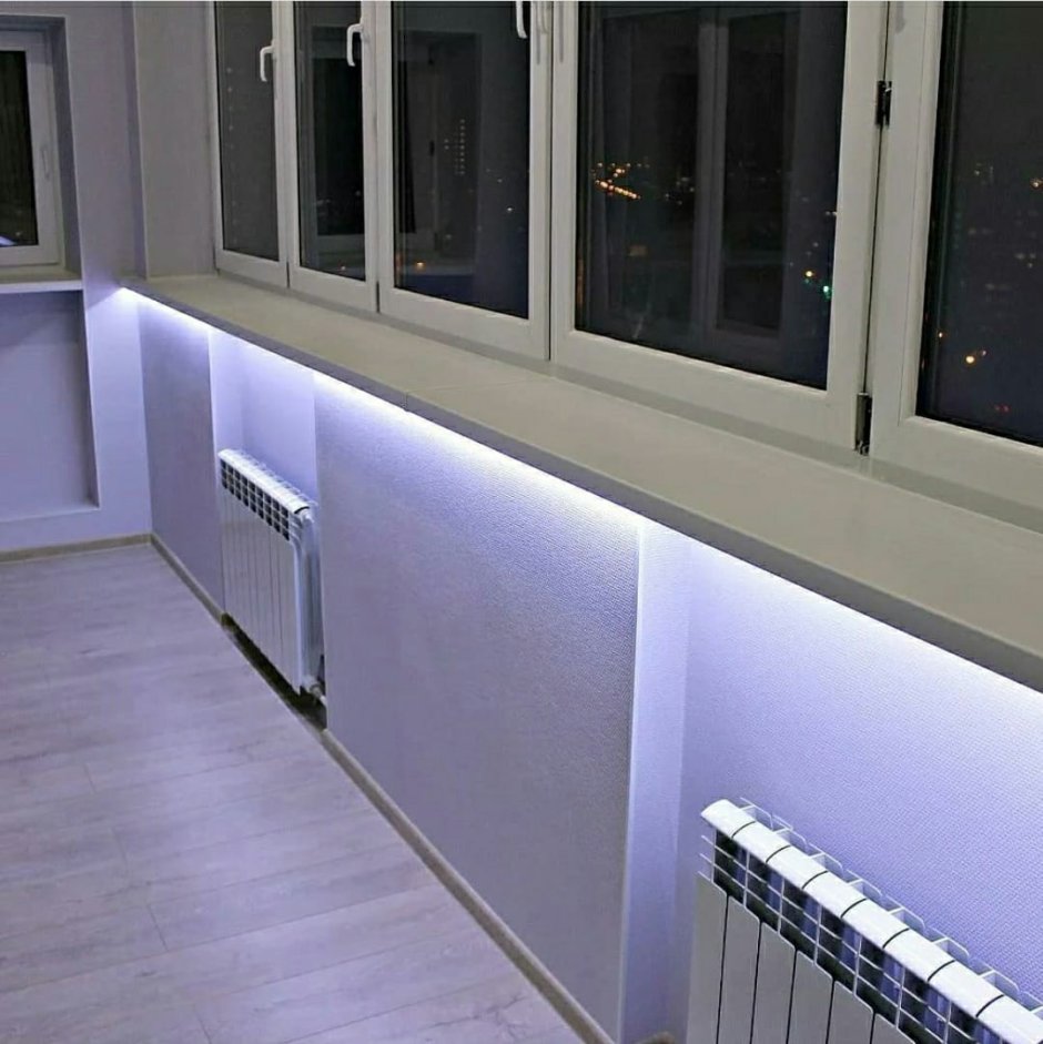 Светодиодная лента на балконе