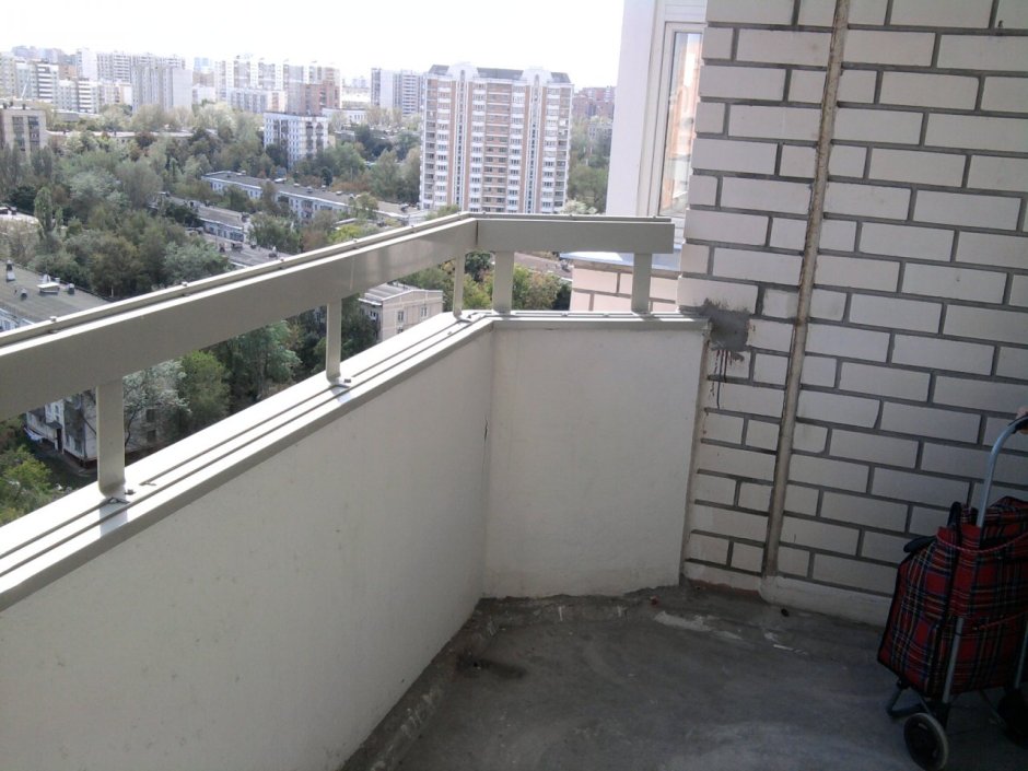 Балкон в многоэтажке