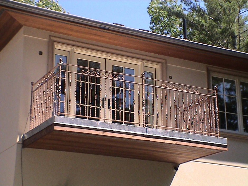 Балкон снаружи частный дом