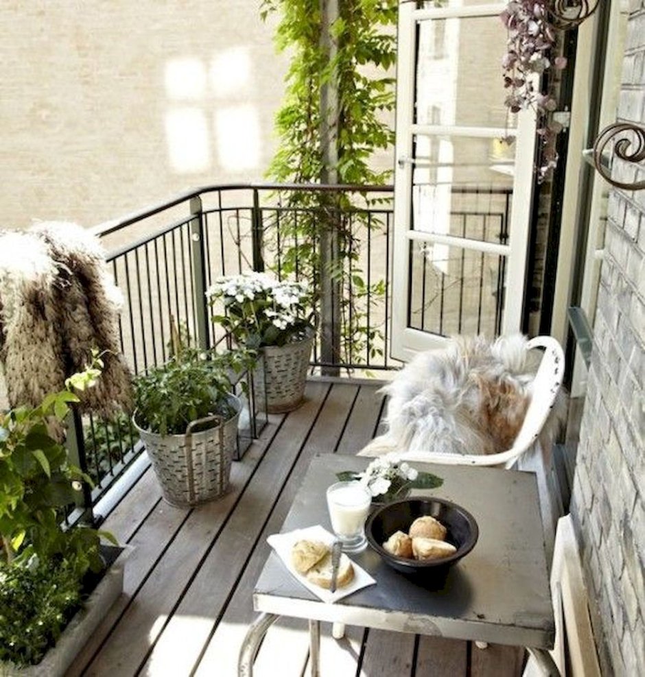 Декор балкона