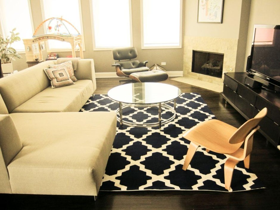 Современные ковры в интерьере квартиры