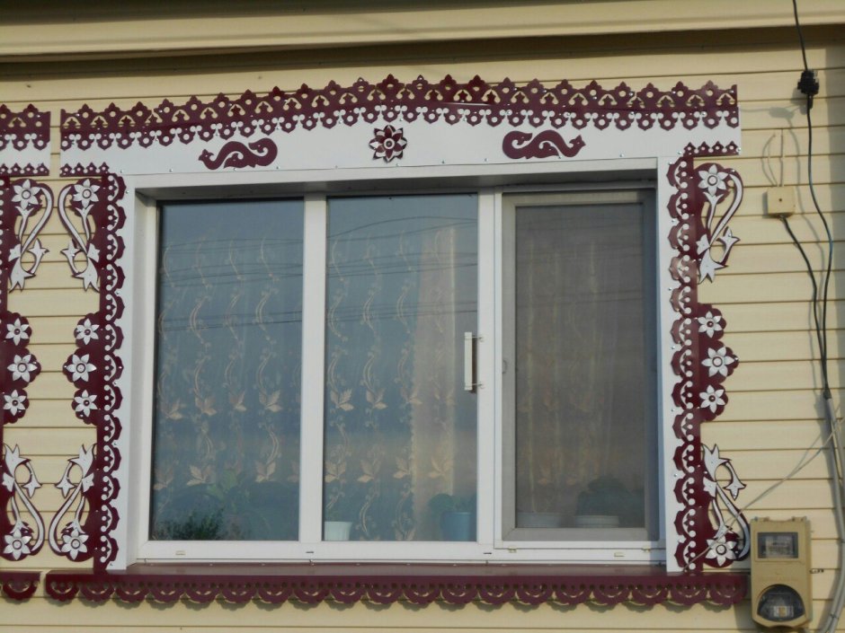 Наличники на окна с растительным орнаментом
