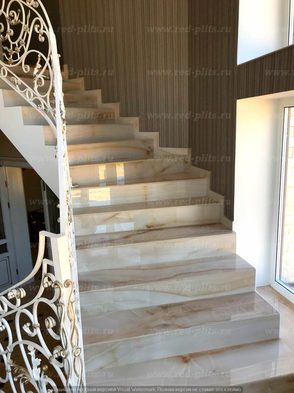 Отделка лестницы керамогранитом