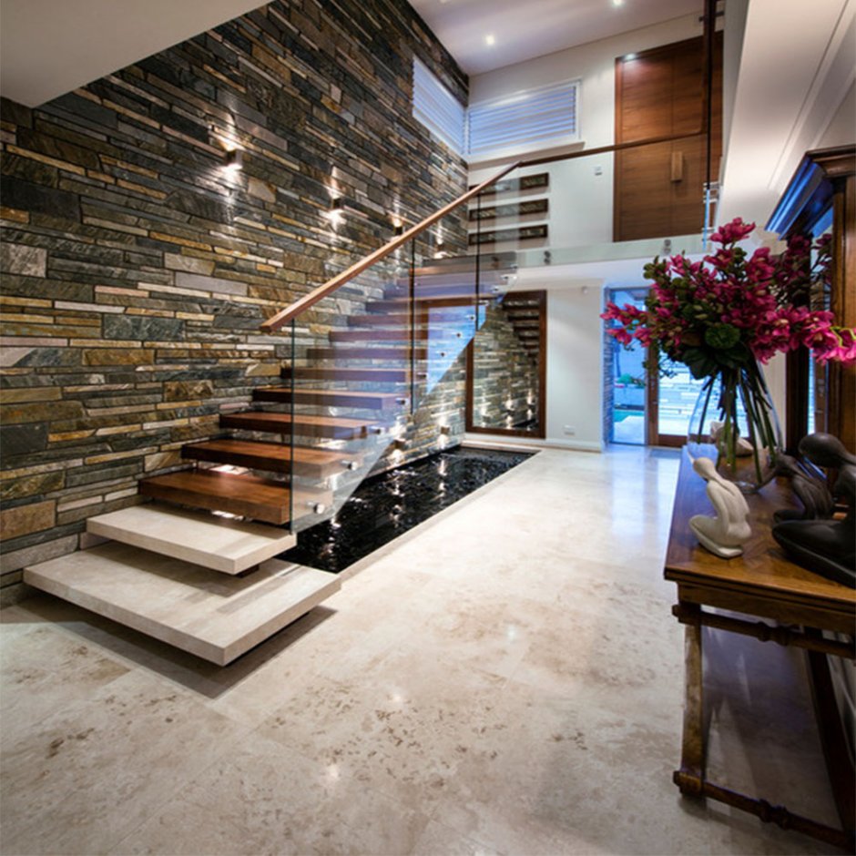 Парящая лестница в частном доме