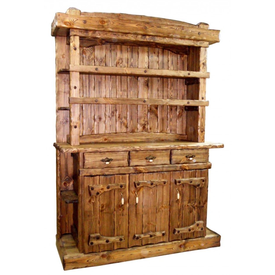 Шкаф из дерева в деревенском стиле