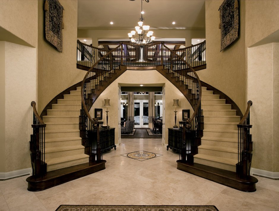 Шикарная лестница