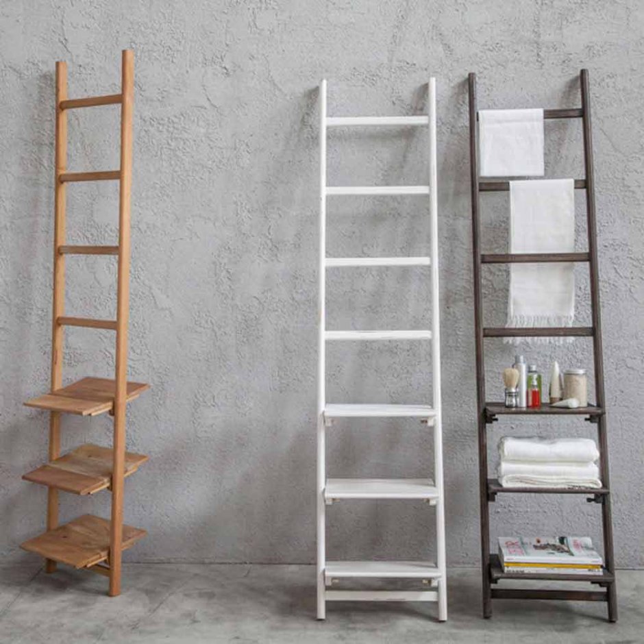 Стеллаж лестница в ванную для полотенец