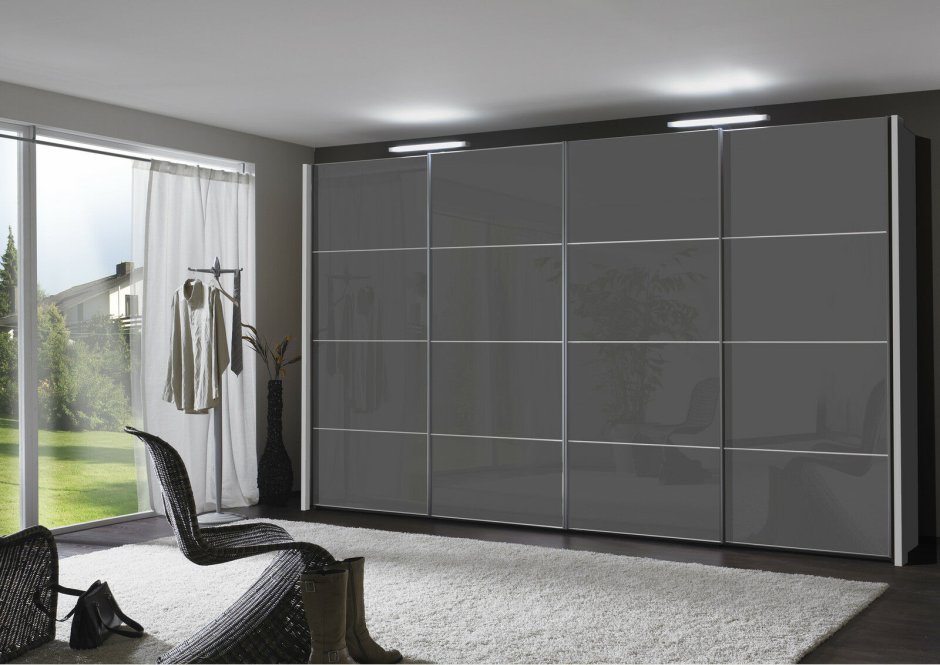 Шкаф купе серого цвета