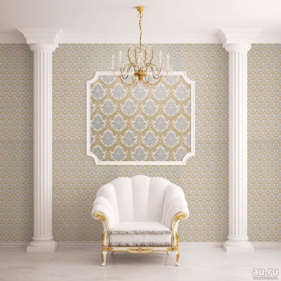 Вставка из обоев на стене