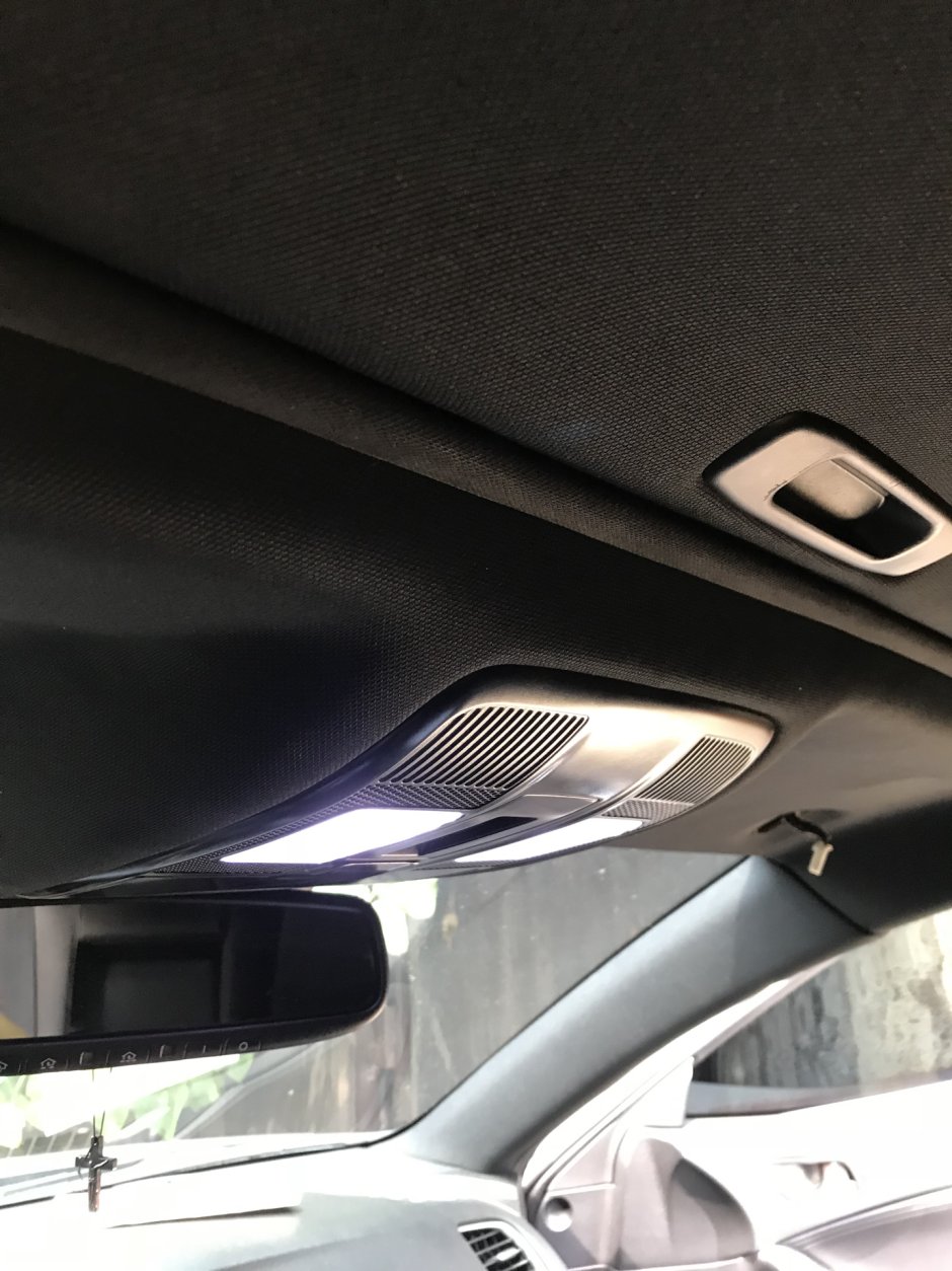 Черный потолок БМВ f10