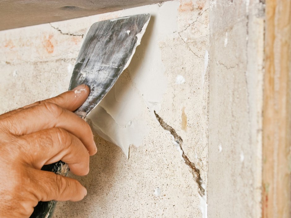 Оштукатуривание трещин