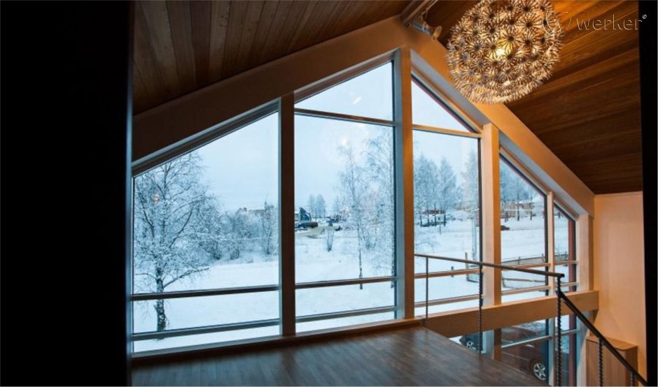 Тонированные панорамные окна