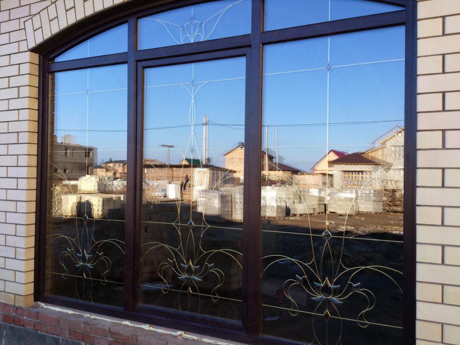 Витражи на стекле