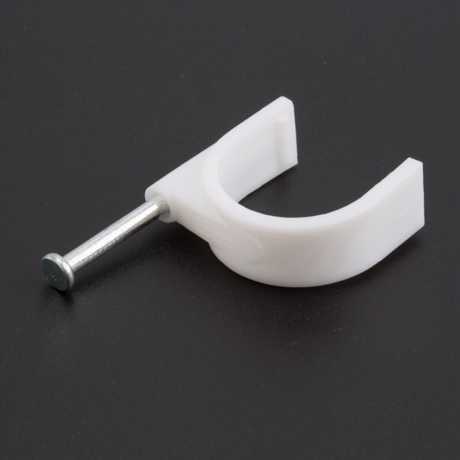 Держатель для кабеля на стену