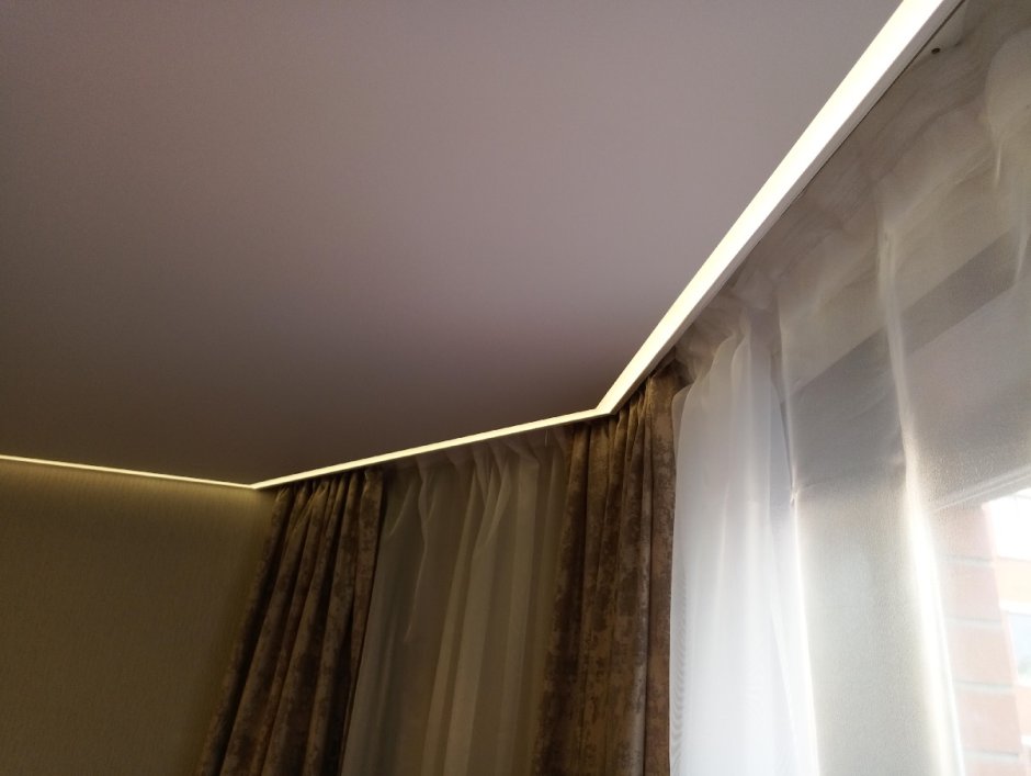 Светящийся подвесной потолок