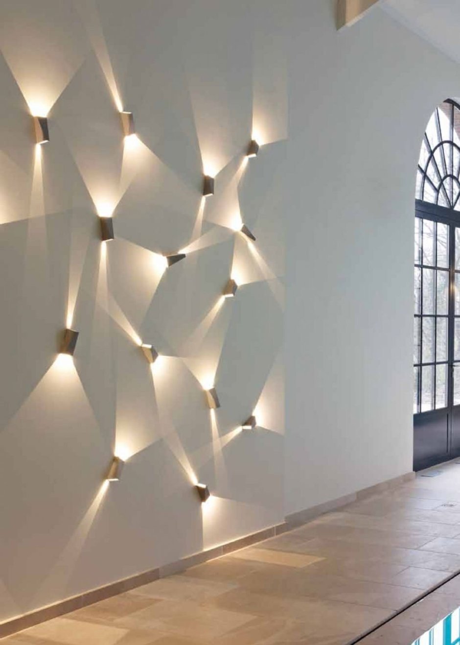 Декоративные светильники на стену