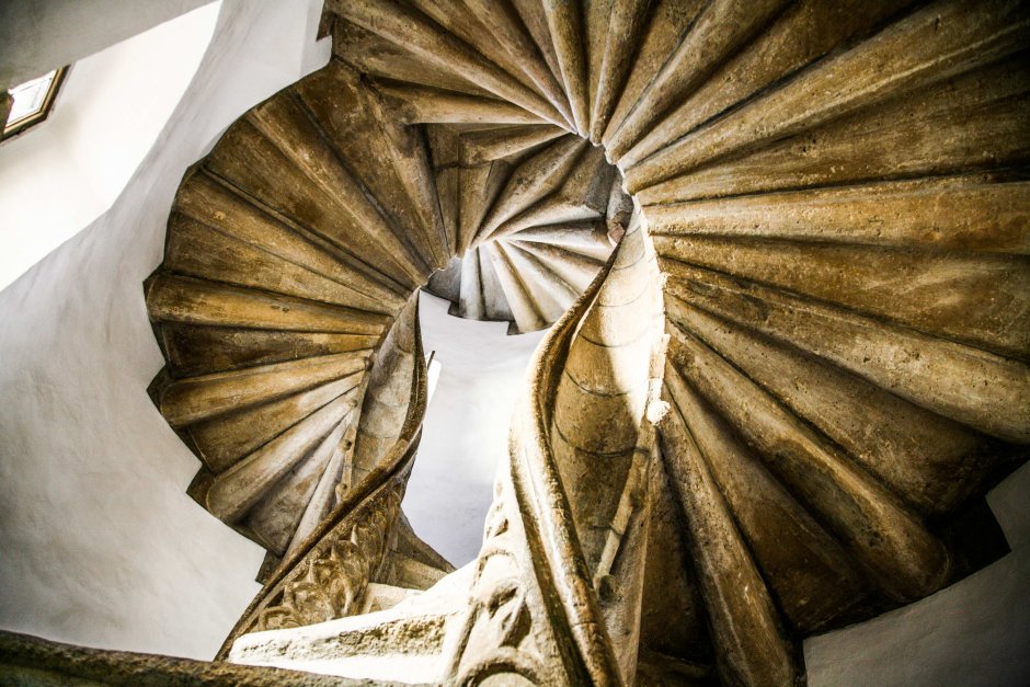 Винтовая лестница в замке Шамбор