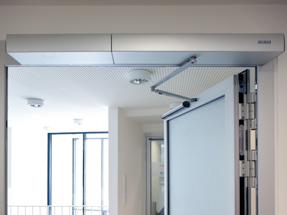 Дверной электропривод Geze Slimdrive