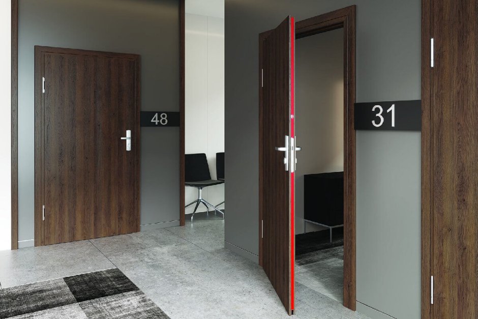 Доводчик прижимной дверной