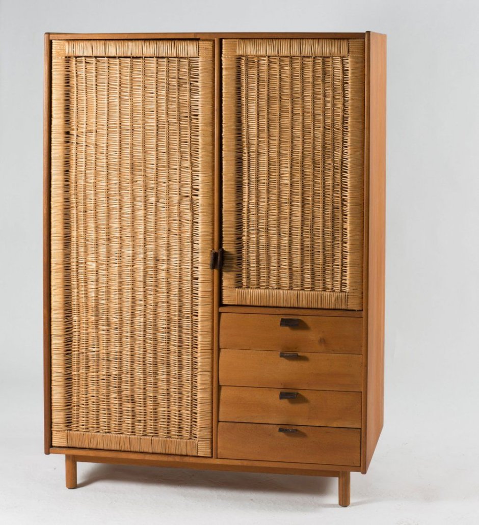 Шкаф из ротанга