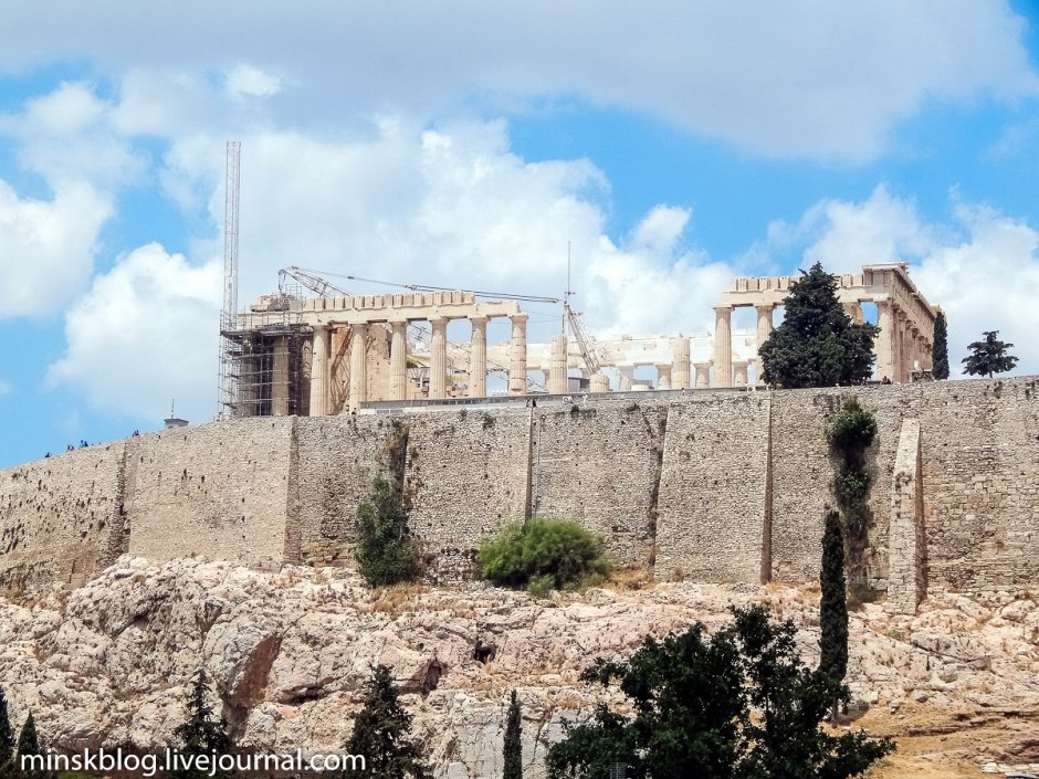 Крепостные стены в Афинах