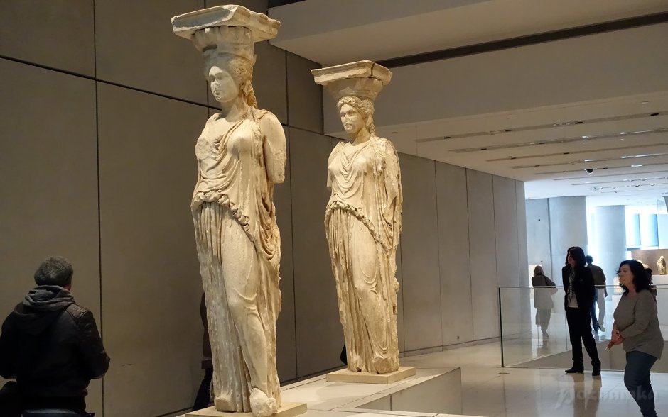 Кариатиды Эрехтейона британский музей