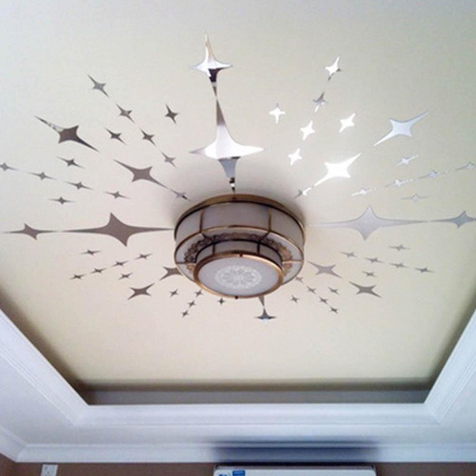 Самоклеющийся плинтус для потолка