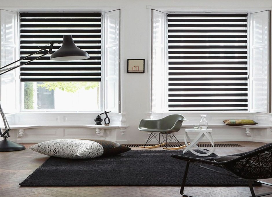 Черные жалюзи в интерьере