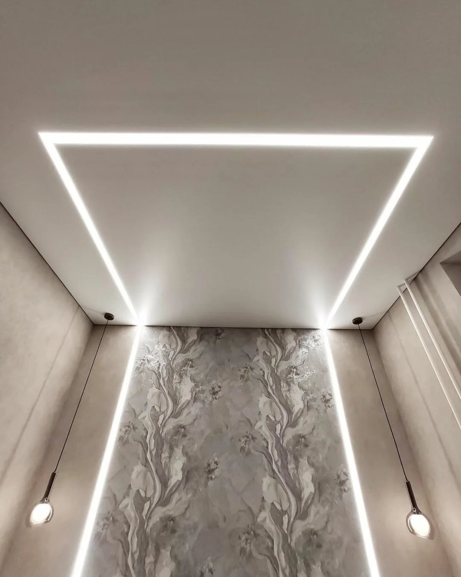 Световые линии на натяжном потолке