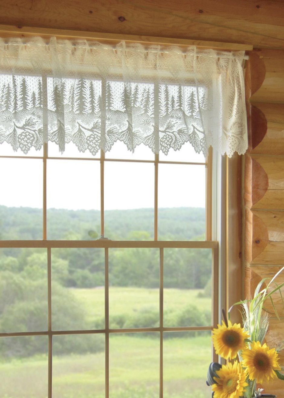 Занавески на окна в деревенском доме