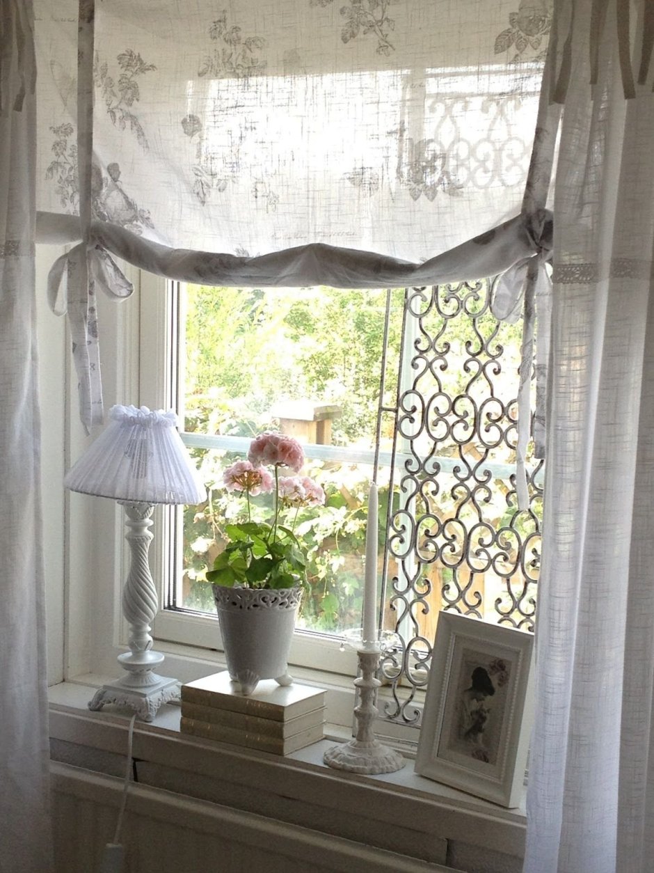 Тюль в деревянном доме