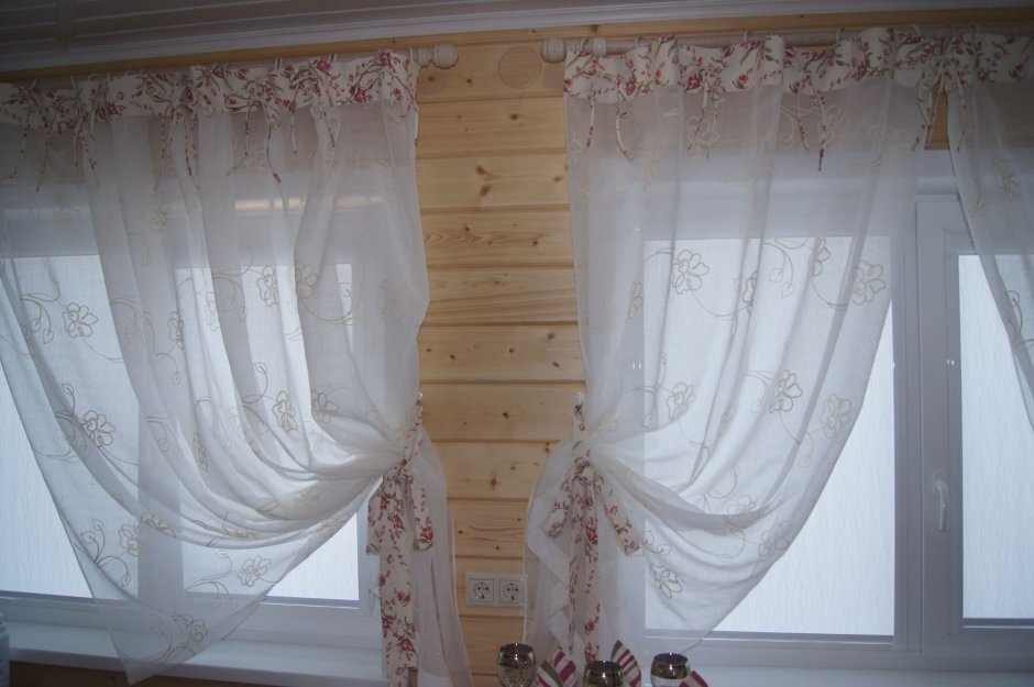 Деревенские занавески на окна