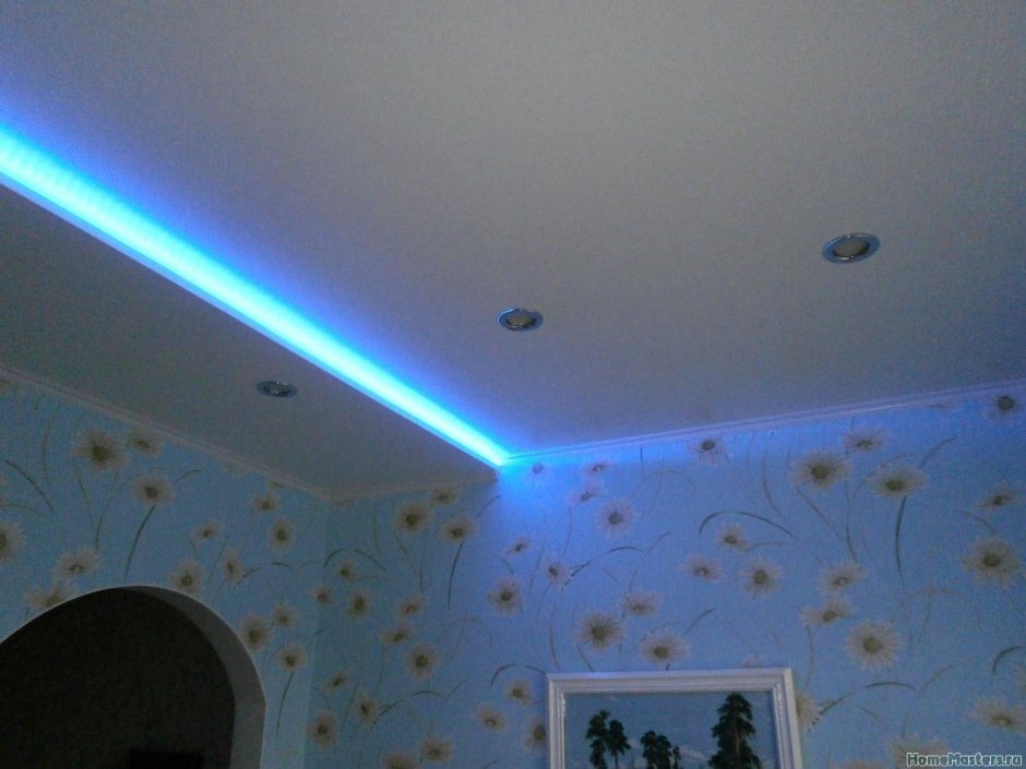 Пластиковый потолок с подсветкой