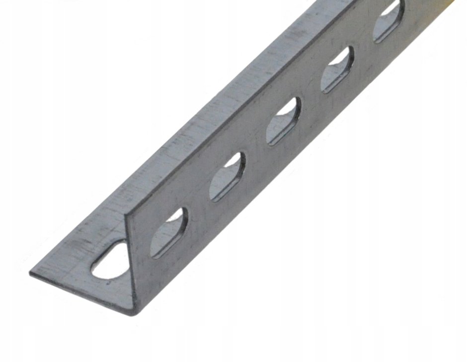 Уголок УПЦ 35х35 l 2м s 2мм оцинкованный