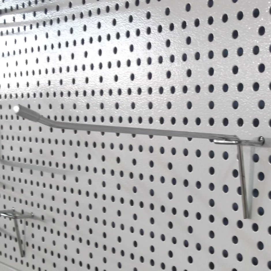 Уголок металл перфорированный l-150мм