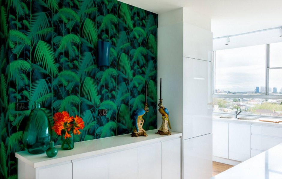 Папоротник на стене