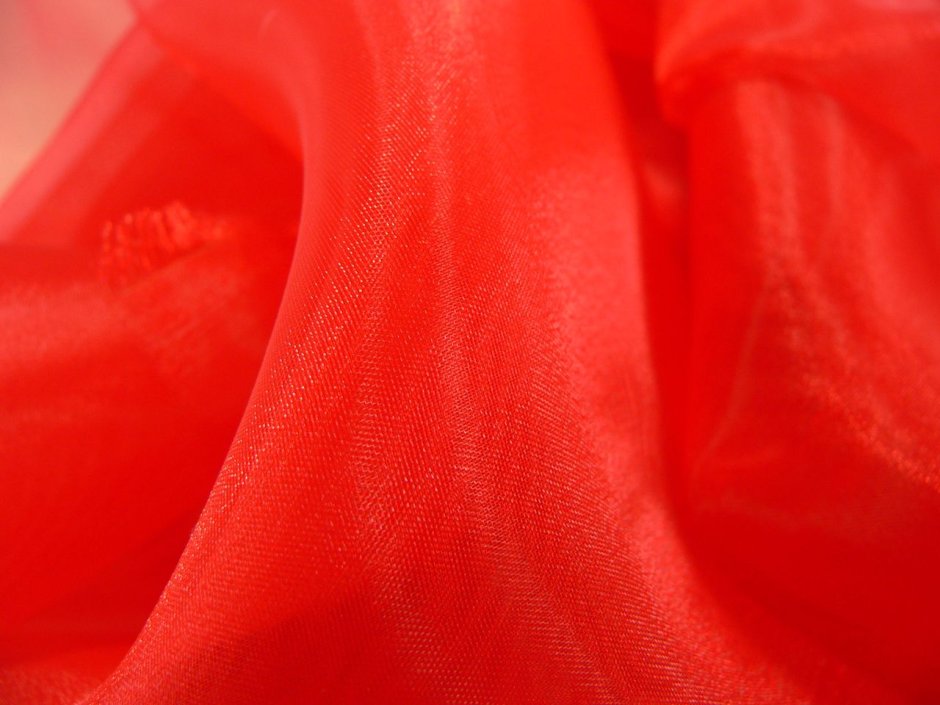 Тюль для солнечной комнаты