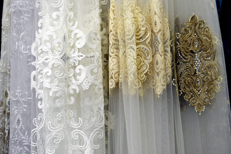 Красная органза