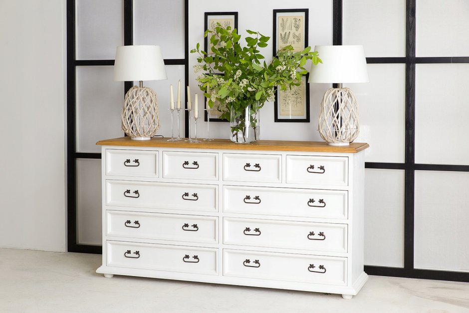 Шкаф современная классика