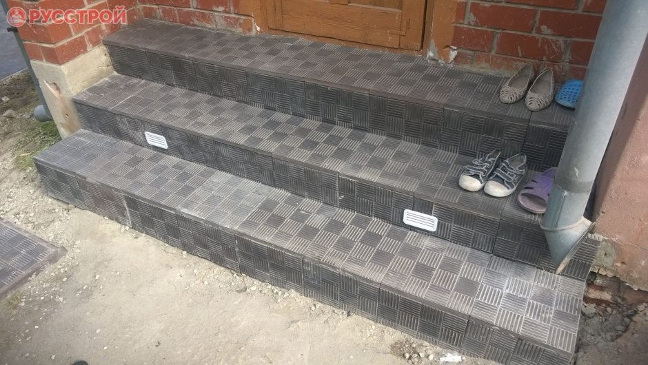 Крыльцо 3 ступени