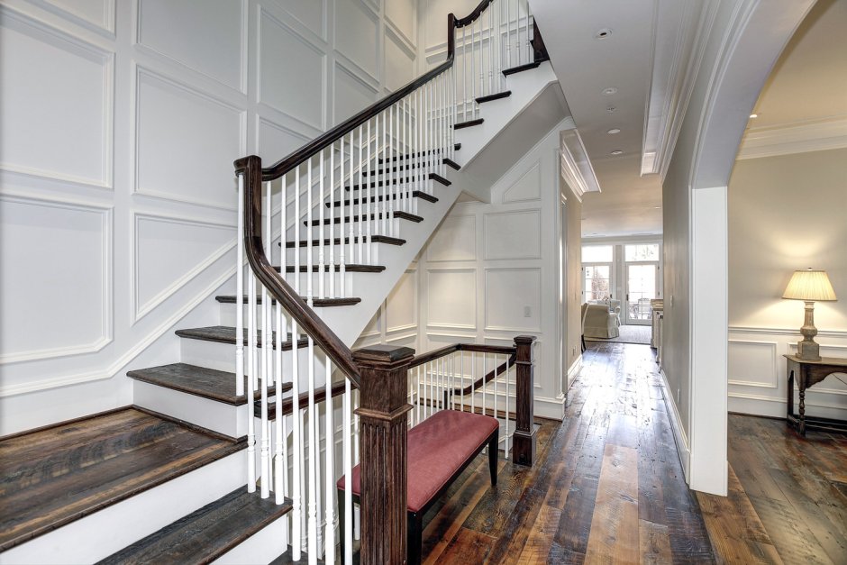 Лестница в таунхаусе