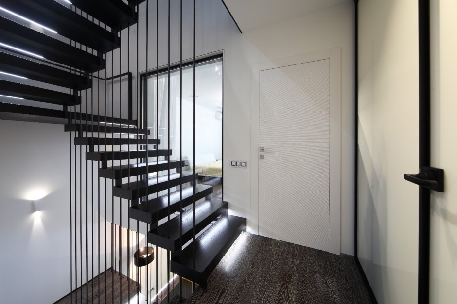 Небольшие лестницы для таунхауса