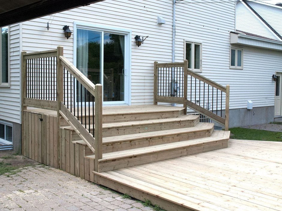 Деревянные ступени для крыльца