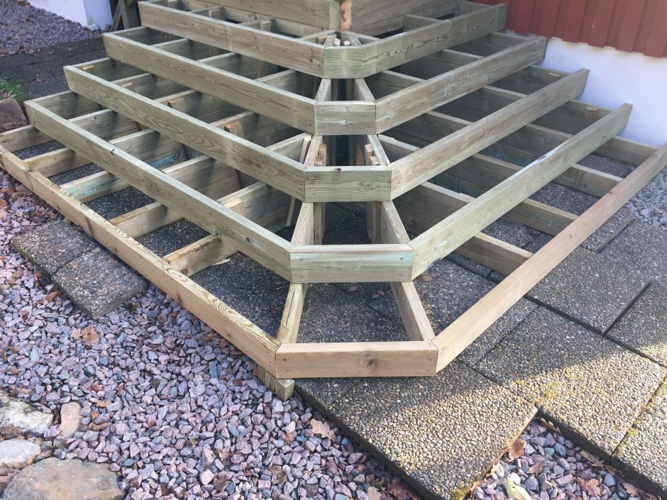 Лестница на террасу