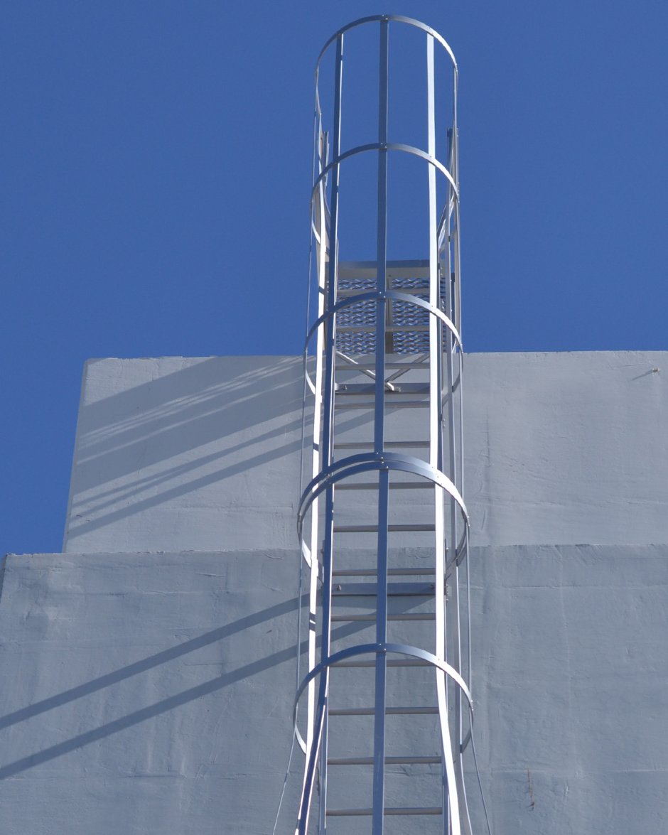 Лестница пожарная п1-1 ГОСТ Р 53254-2009