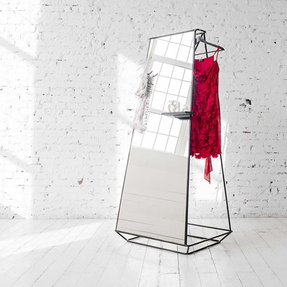 Зеркало напольное с вешалкой Umbra Design Hub bd-1512022