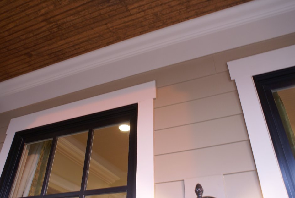 Декоративный наличник на окна внутренние