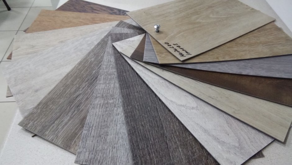 Виниловая самоклеющаяся плитка