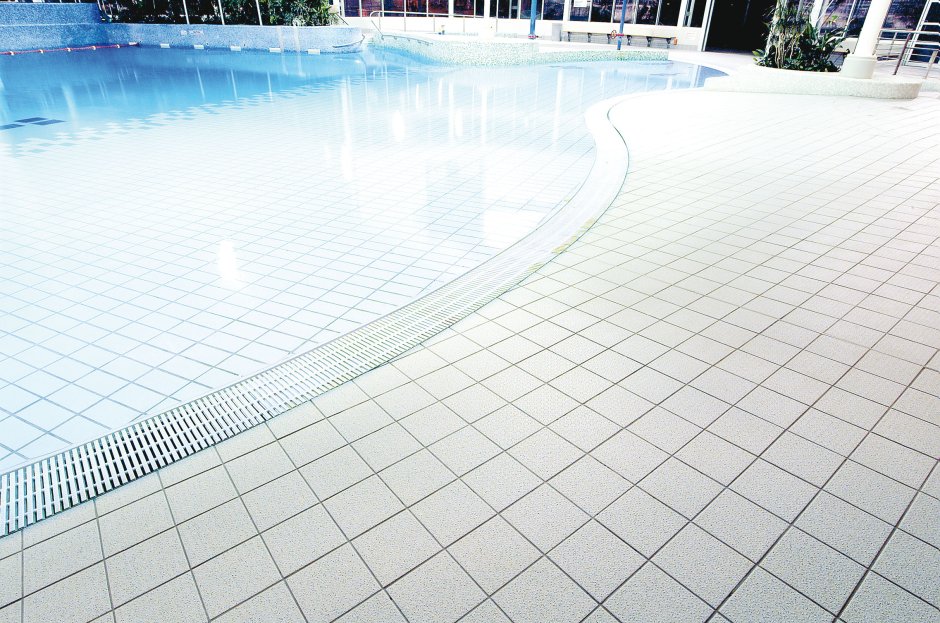 Напольная плитка для бассейна